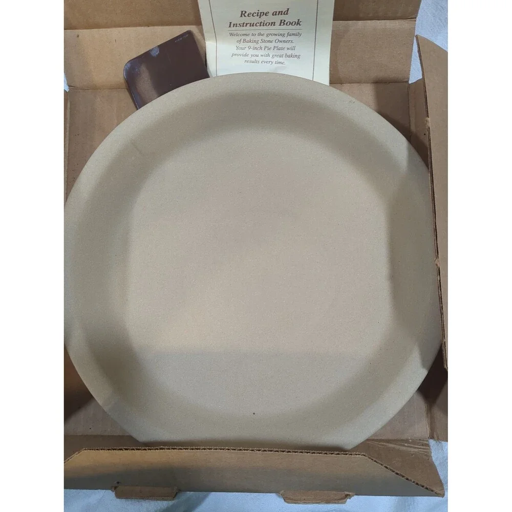 Vintage new in box 9-in stoneware pie plate pampered chef kitchen baking